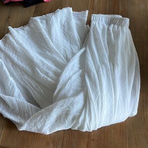 Long white maxi skirt!